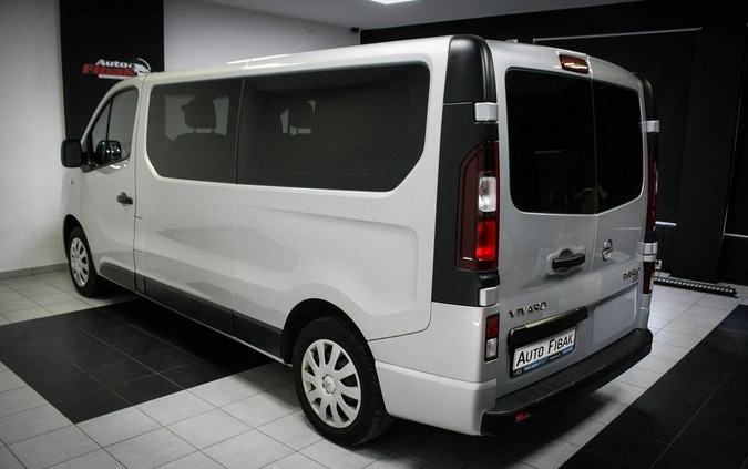 Opel Vivaro cena 75900 przebieg: 198000, rok produkcji 2017 z Ziębice małe 67